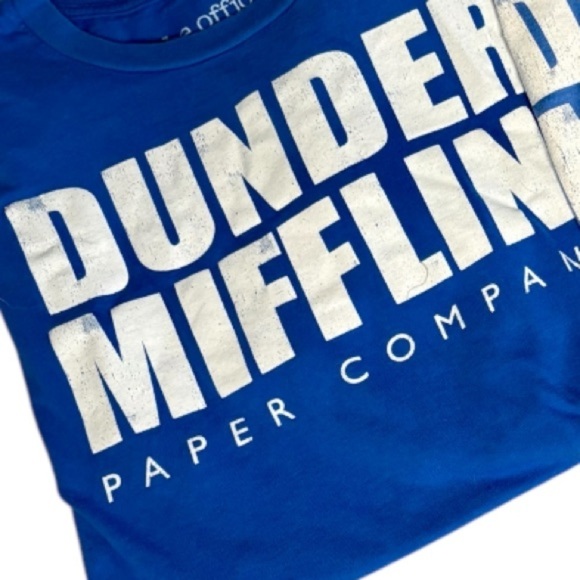 V🌺DUNDER MIFFLIN LOT/BUNDLE (2)The Office -DunderMifflin Inc Paper Co.TeeShirts - Picture 7 of 9